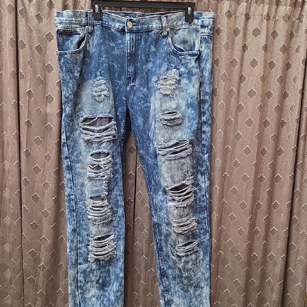 Lion Dynasty Distressed Blue Men's Jeans